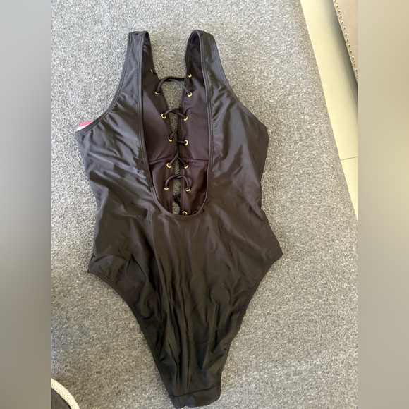 New York and Company one piece Bathing Suit - Picture 4 of 7